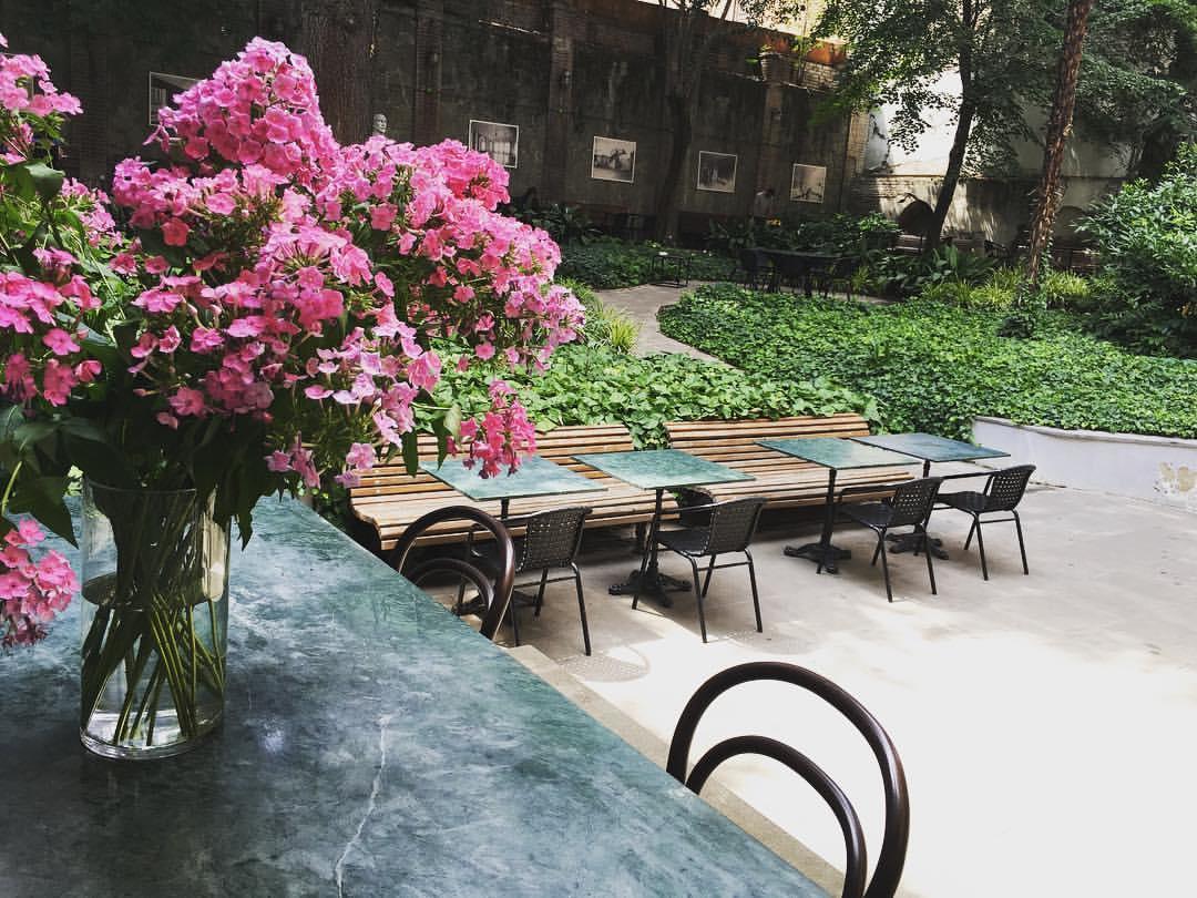 Writers' House Residency Hotel Тбилиси Екстериор снимка